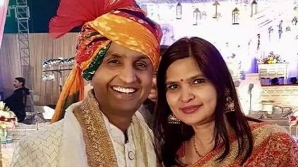 <div>Kumar Vishwas' Wife Manju Sharma Resigns From RPSC After HC Flags 'Corruption' In 2021 SI Exam</div>
