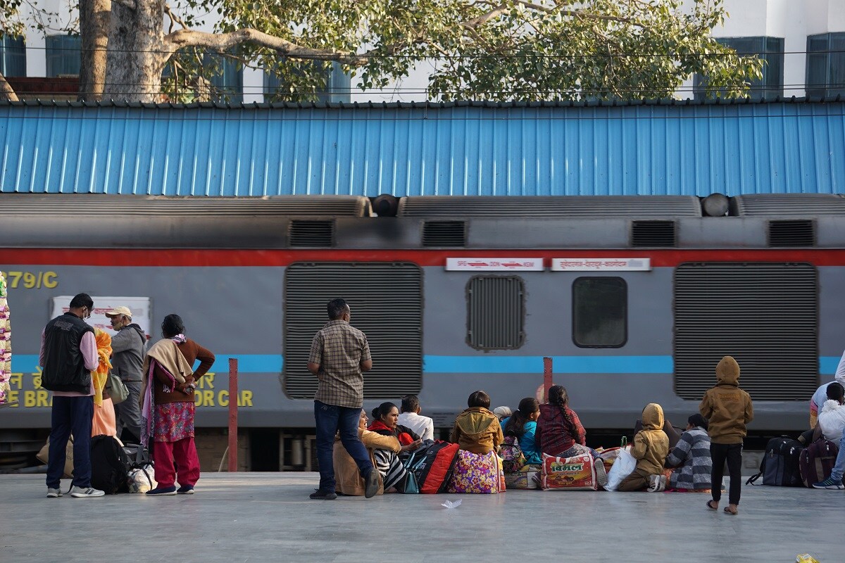 Shocking, Train, Toilet, Railway Station, railways, ట్రైన్, రైలు, టాయిలెట్, రైల్వే స్టేషన్, ఇండియన్ రైల్వేస్ Shocking, Train, Toilet, Railway Station, railways, ట్రైన్, రైలు, టాయిలెట్, రైల్వే స్టేషన్, ఇండియన్ రైల్వేస్