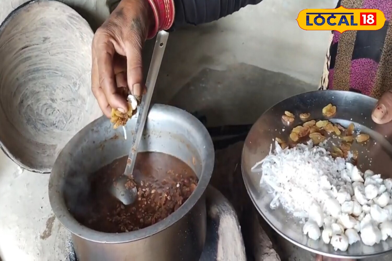 After slow cooking, Mahua Dubhari is ready to be served. Many prefer to eat it with milk, a combination that makes it both filling and energising. In several areas of Uttar Pradesh and Madhya Pradesh, it remains the most famous local delicacy, celebrated for its flavour as well as its health benefits. (News18 Hindi) After slow cooking, Mahua Dubhari is ready to be served. Many prefer to eat it with milk, a combination that makes it both filling and energising. In several areas of Uttar Pradesh and Madhya Pradesh, it remains the most famous local delicacy, celebrated for its flavour as well as its health benefits. (News18 Hindi)