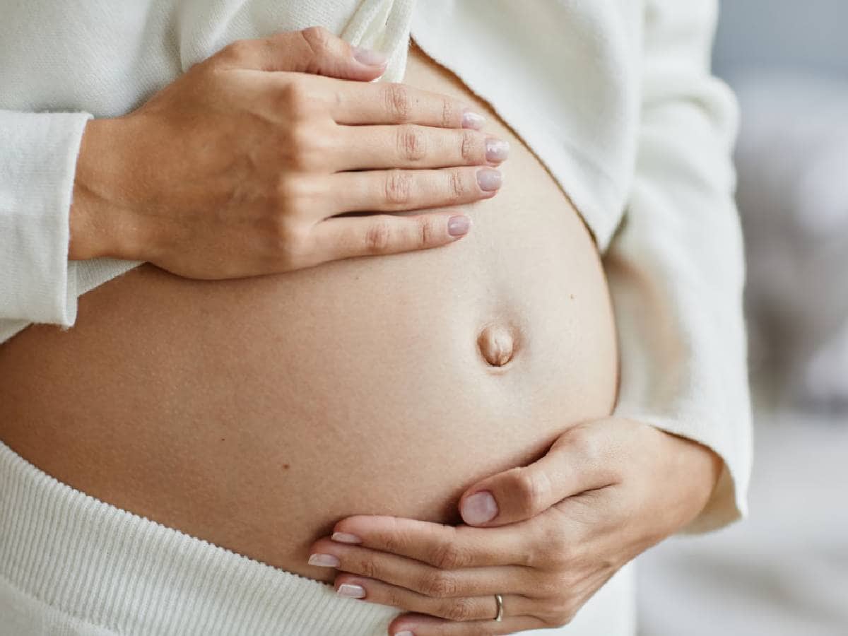 South Korea ranks second with around 90.9 weeks of maternity leave. This policy reflects the country’s efforts to support women and promote work-life balance amid a declining birth rate. It also positions South Korea as one of the most family-friendly nations in Asia. (News18 Malayalam) South Korea ranks second with around 90.9 weeks of maternity leave. This policy reflects the country’s efforts to support women and promote work-life balance amid a declining birth rate. It also positions South Korea as one of the most family-friendly nations in Asia. (News18 Malayalam)