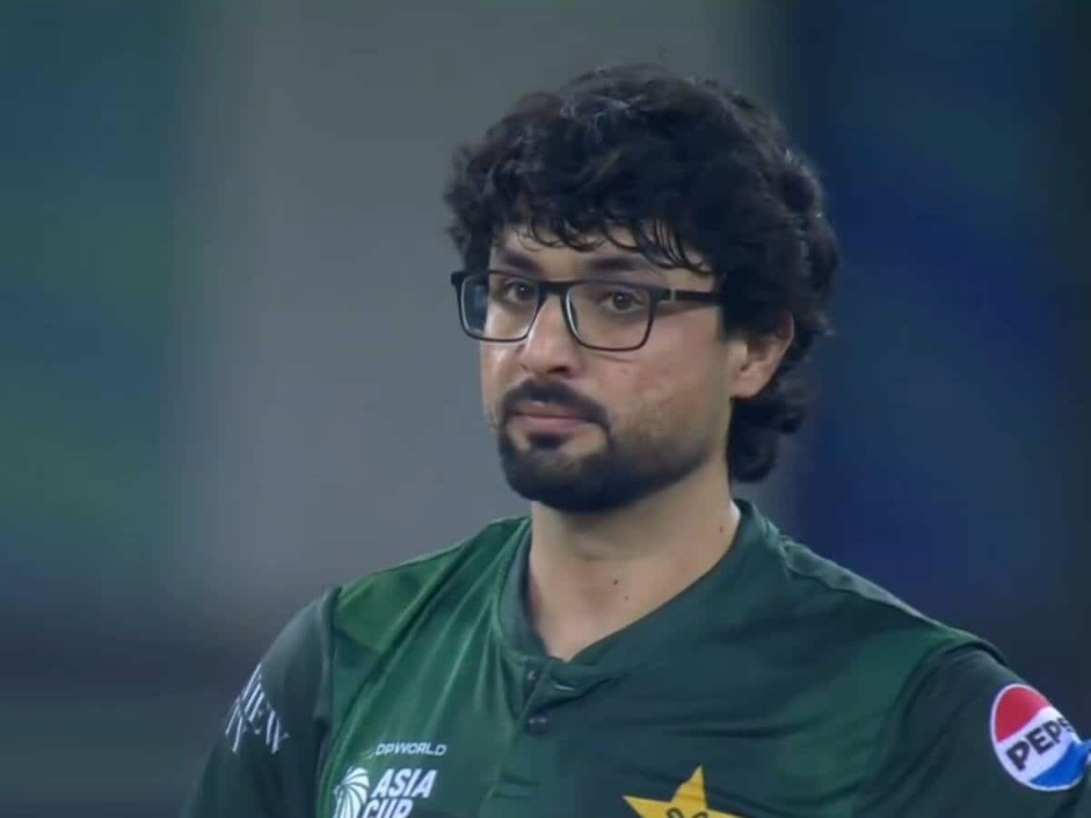 Abrar Ahmed Signature Style after take Sanju Samson wicket