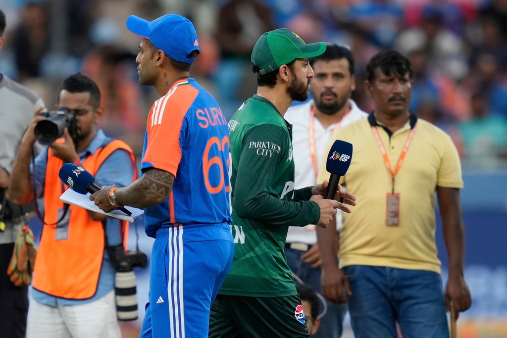 In their previous matches, in the group stage and Super Four of this Asia Cup, India triumphed both times. But the rivalry did not end just on the field, after both matches, India’s captain Suryakumar Yadav refused to shake hands with Pakistan’s captain Salman Agha. In their previous matches, in the group stage and Super Four of this Asia Cup, India triumphed both times. But the rivalry did not end just on the field, after both matches, India’s captain Suryakumar Yadav refused to shake hands with Pakistan’s captain Salman Agha.