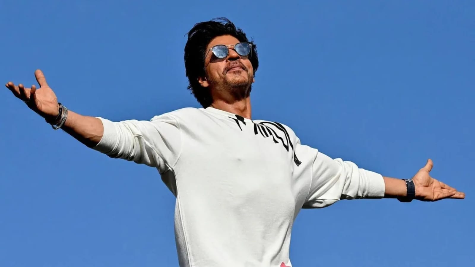 Top 10 Indian Celebrities 2024-25: Virat Kohli Leads, Followed By Ranveer Singh, Shah Rukh Khan Top 10 Indian Celebrities 2024-25: Virat Kohli Leads, Followed By Ranveer Singh, Shah Rukh Khan