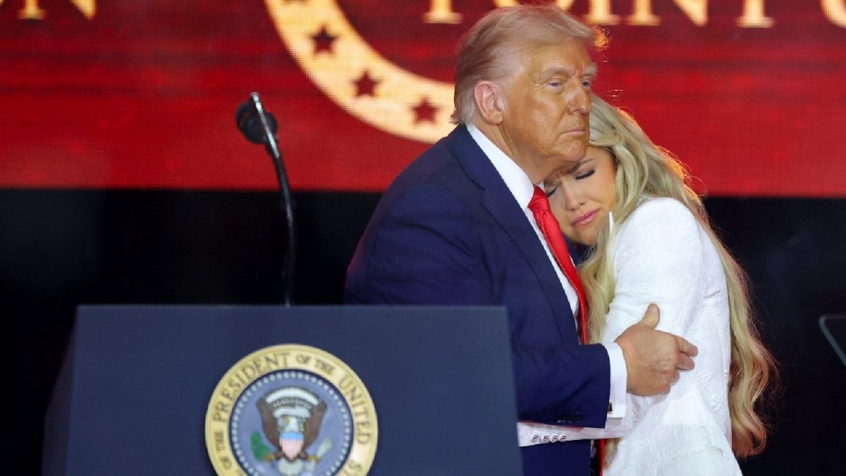 <div>Charlie Kirk's Wife Forgives Killer, Trump Says Can't Stand Opponents: 'This Is Where I Disagree'</div>