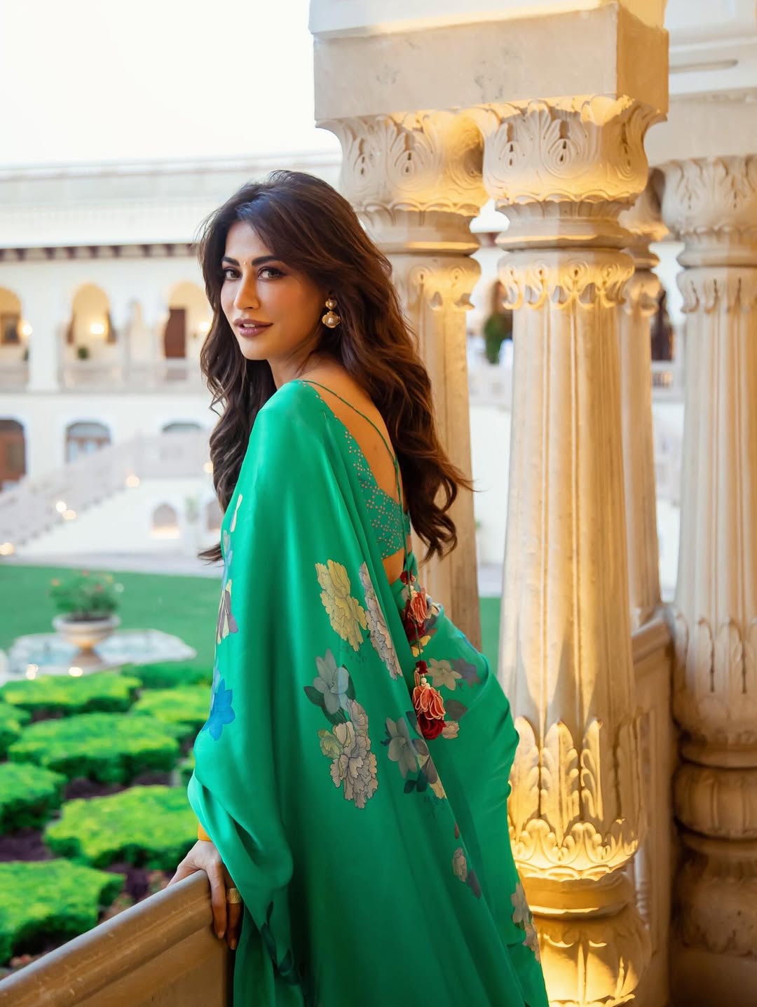 Chitrangada Singh: Turn heads like Chitrangada Singh in a soft pastel saree—perfect for festive vibes or elegant evening looks. (Image: Instagram)