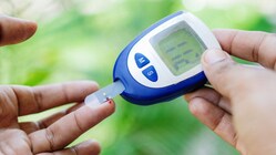 Want To Control Diabetes? Experts Recommend Eating These 3 Leaves Daily