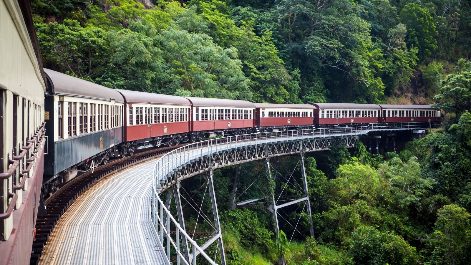 10 Reasons Why You Should Explore India By Train 10 Reasons Why You Should Explore India By Train