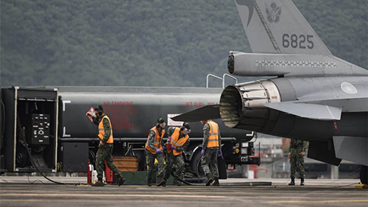 Taiwan Detects 22 Sorties Of Chinese Aircraft, 10 PLAN Vessels Around Its Territory