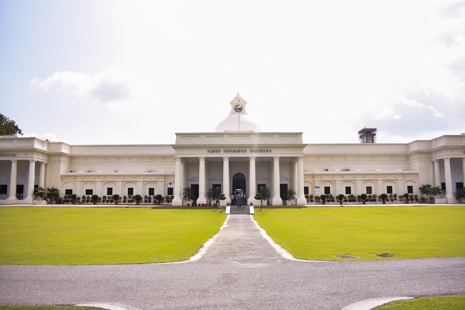 Top 10 IITs In India: Best Courses, Admission And Fees