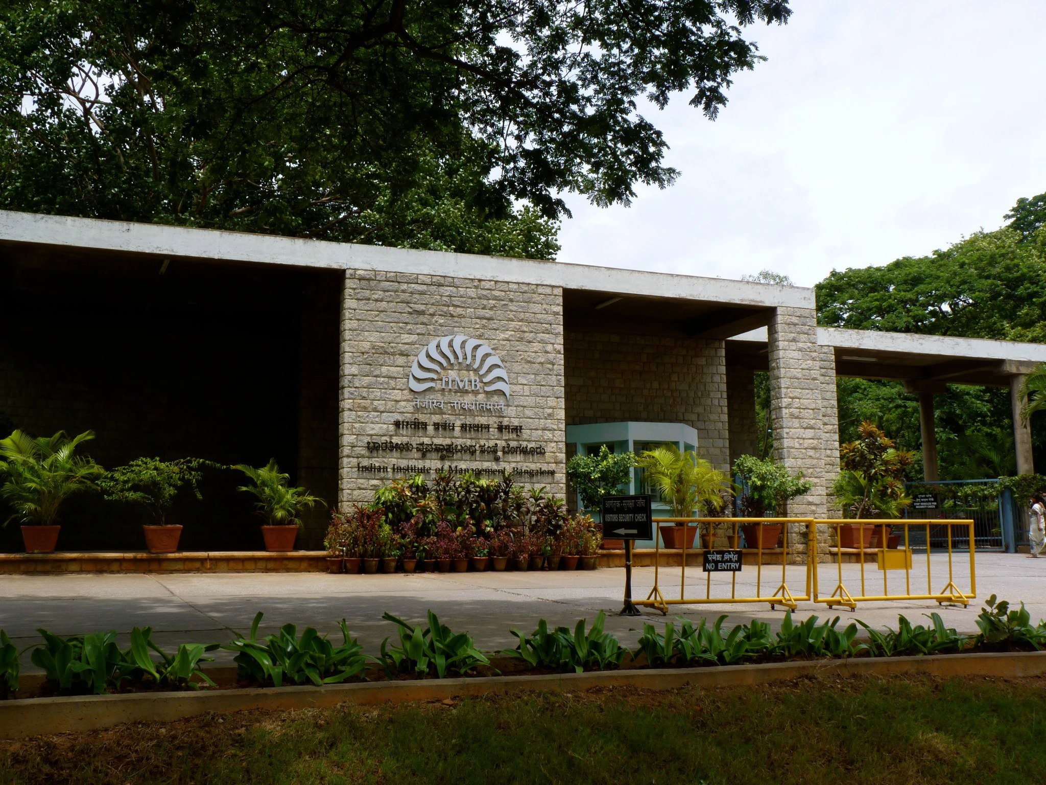 Indian Institute of Management Bangalore (Karnataka) occupies the second spot, with a score of 81.56 .