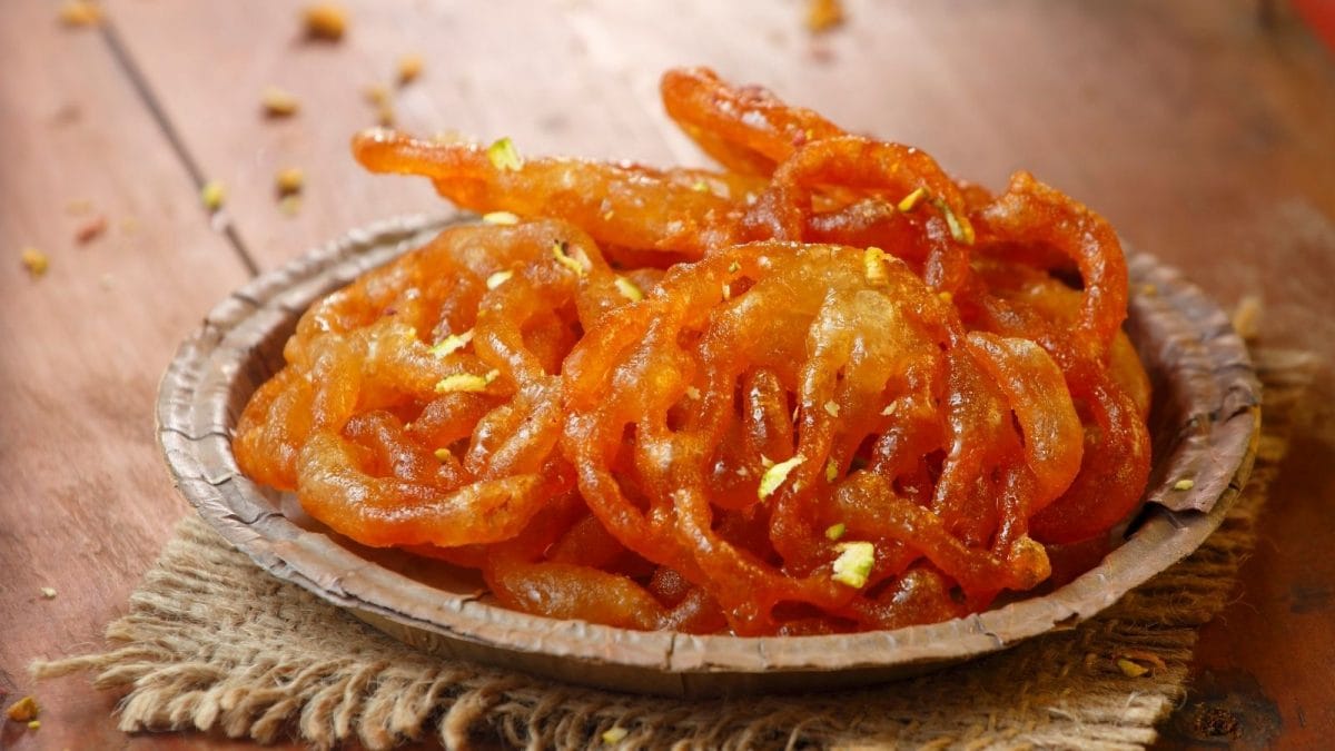 Jalebi's Versatile Appeal: From Breakfast to Dessert