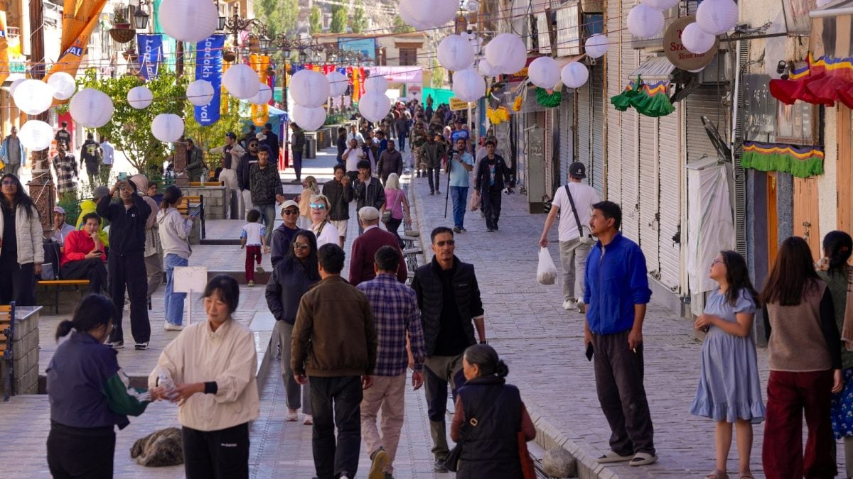 <div>'Pahalgam Paralysed Us, But This...': Leh Violence Sends Ladakh Tourism Reeling</div>