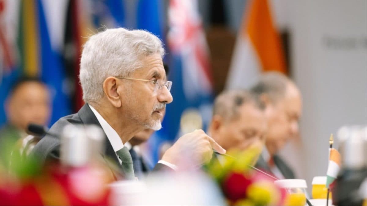 <div>'Can't Run From Reality': Jaishankar Stresses Relevance Of Global Workforce Amid H-1B Fee Hike</div>