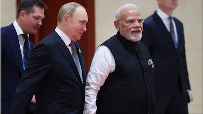 PM Modi with Vladimir Putin (Photo: PTI)