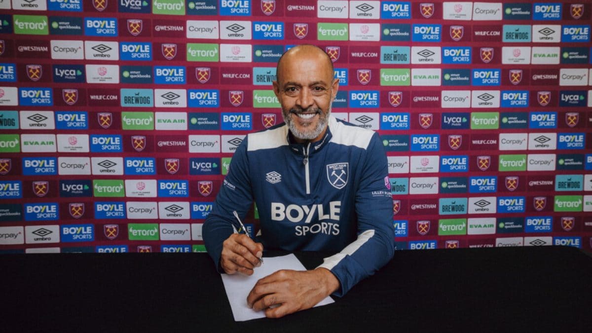 West Ham Sacks Potter, Hires Santo After Poor Start