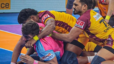  Telugu Titans beat Jaipur Pink Panthers (X)