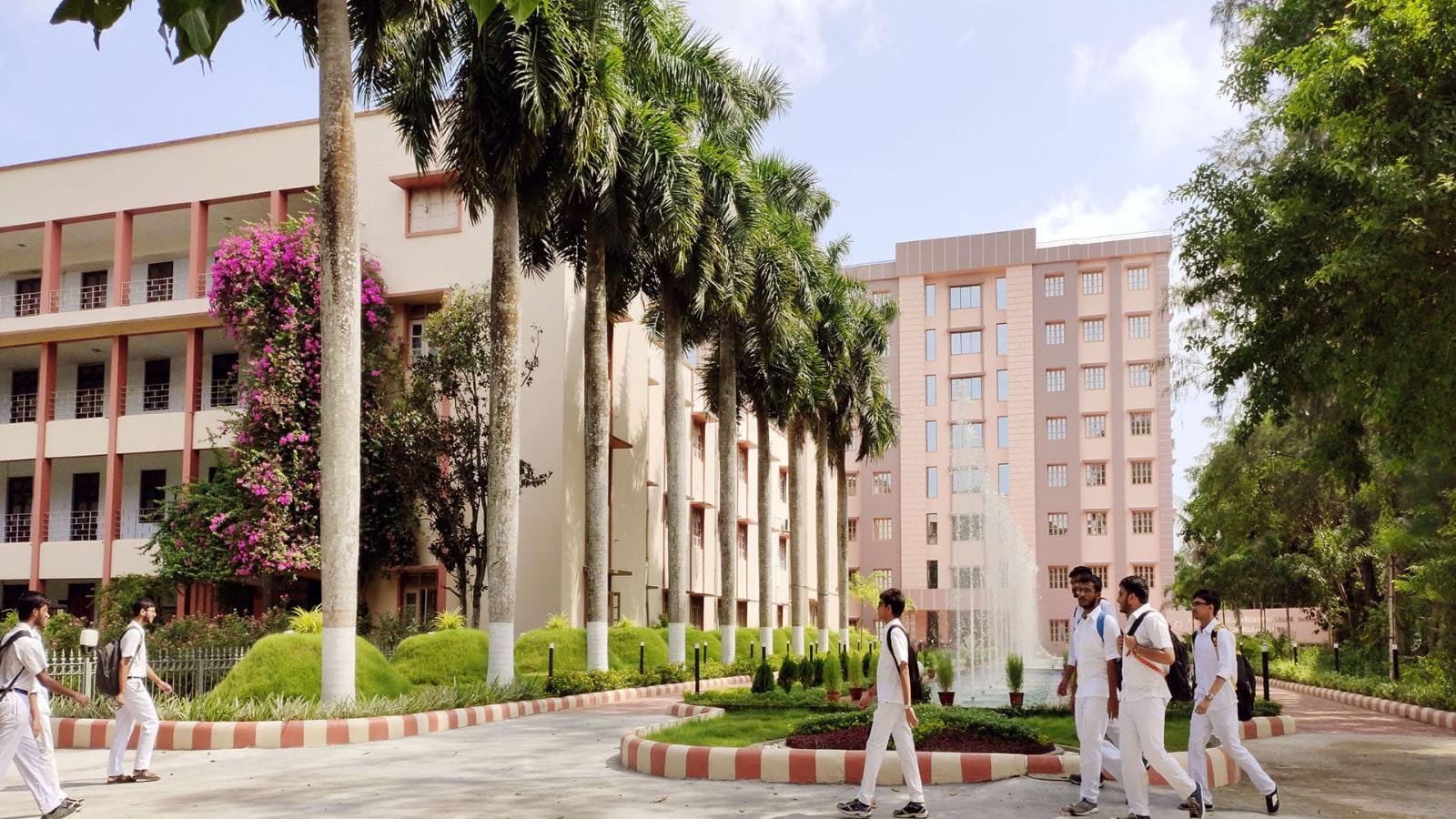 Ramakrishna Mission Residential College in Kolkata is ranked 24th. This residential college emphasizes strong academics, discipline, and ethical values, inspired by the teachings of Swami Vivekananda.