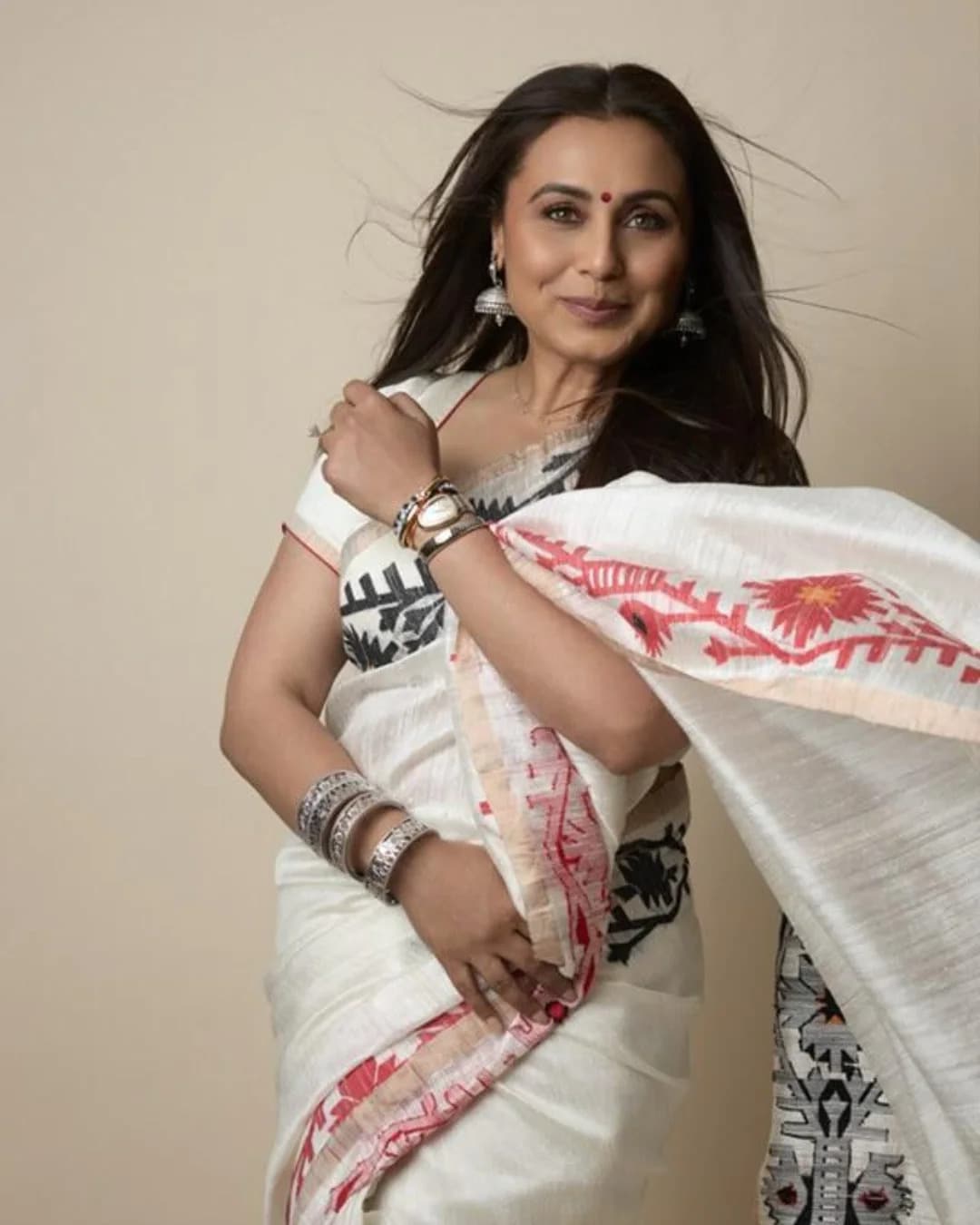 Soft Jamdani Saree: Take style notes from the actress and make a statement in a Jamdani saree paired with striking oxidized jewellery for a bold, elegant look. (Image: Instagram) Soft Jamdani Saree: Take style notes from the actress and make a statement in a Jamdani saree paired with striking oxidized jewellery for a bold, elegant look. (Image: Instagram)