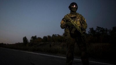 Russia claims it captured 12 villages in Donetsk as fighting intensifie while Ukraine strikes Taman port before the US-mediated Geneva peace talks. (Reuters Image)