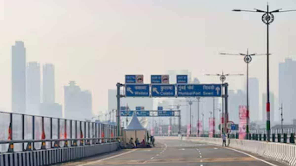 Air Quality Plunges To 'Very Poor' Category In Several Parts Of Mumbai A Day After Diwali