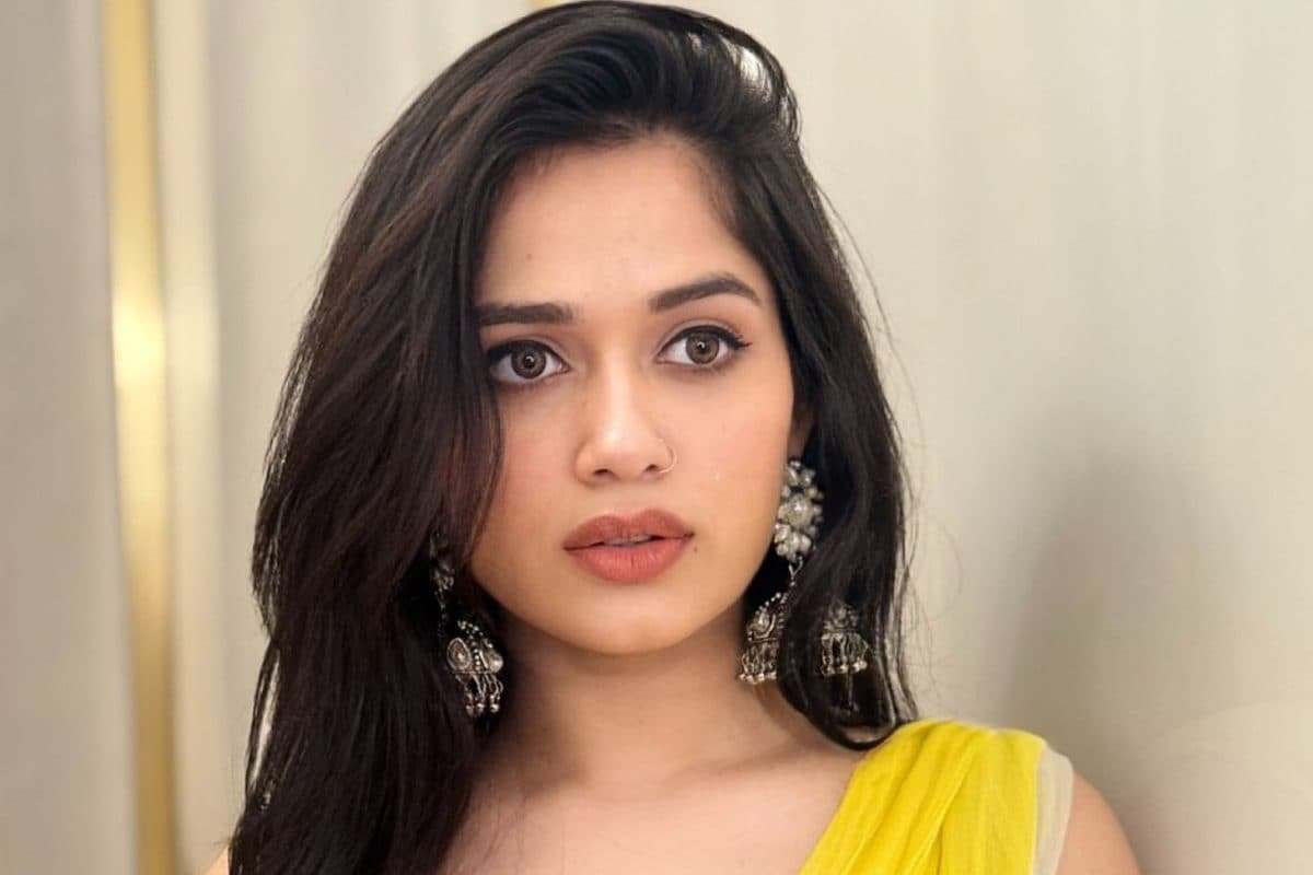 5 Sarees That’ll Steal The Spotlight This Festive Season