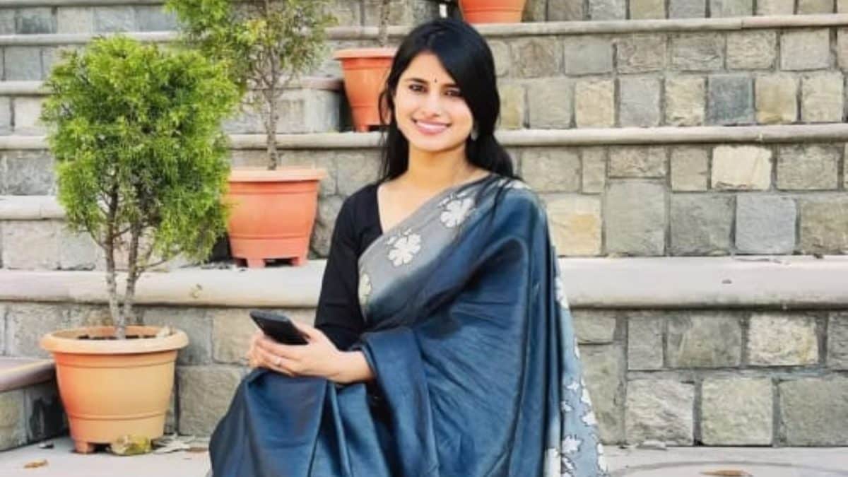 IAS Officer Vishakha Yadav's Journey to Meet PM Modi