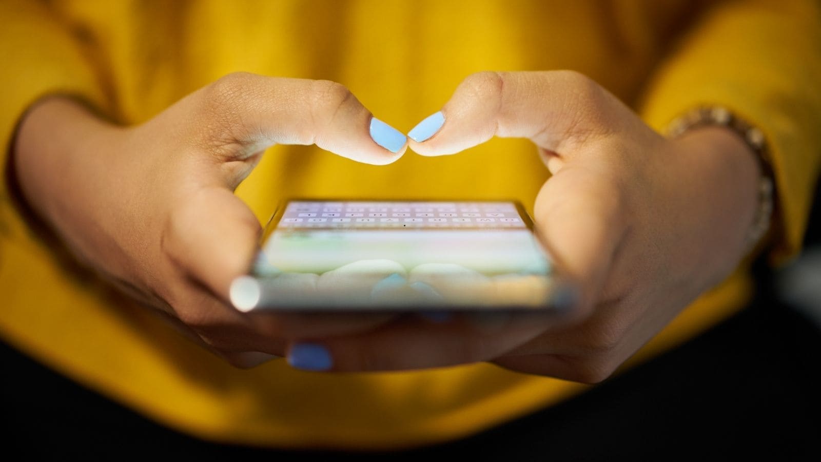 All You Need To Know About The Made-In-India Messaging App All You Need To Know About The Made-In-India Messaging App