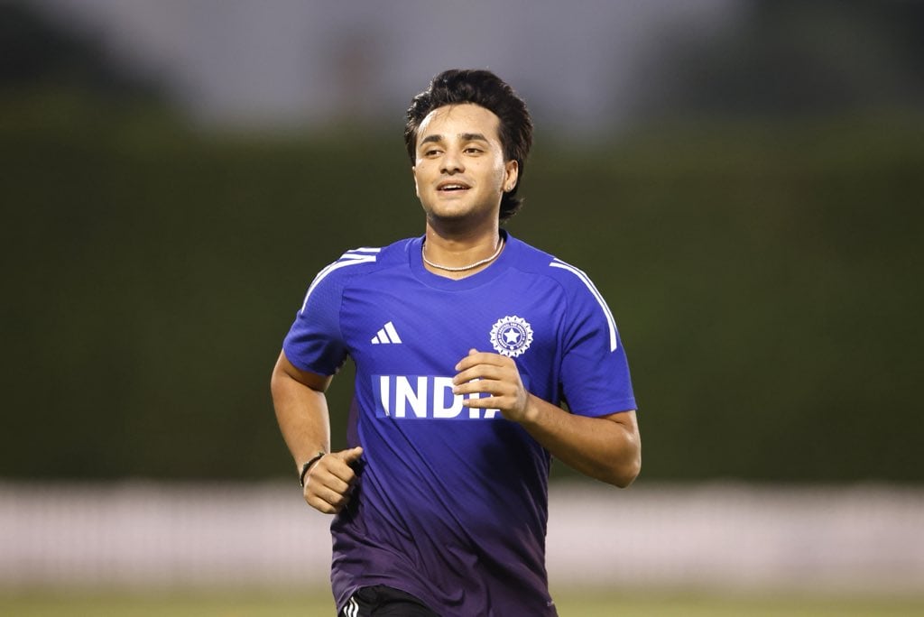 Abhishek Sharma, india playing XI vs oman, india probable XI vs oman, india vs oman asia cup probable XI, india predicted XI vs Oman, asia cup 2025, asia cup, asia cup super 4 qualification