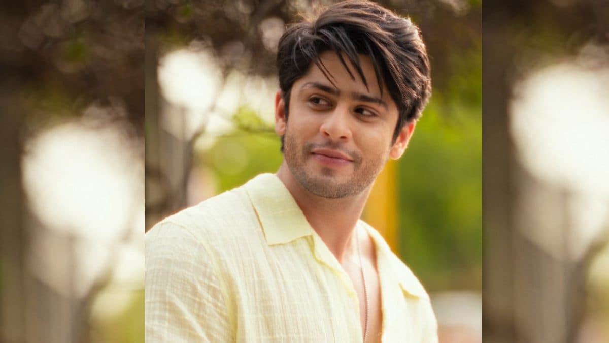 <div>Actor Jibran Khan's Cafe Manager Dupes Him Of Rs 34.99 Lakh; FIR Filed</div>
