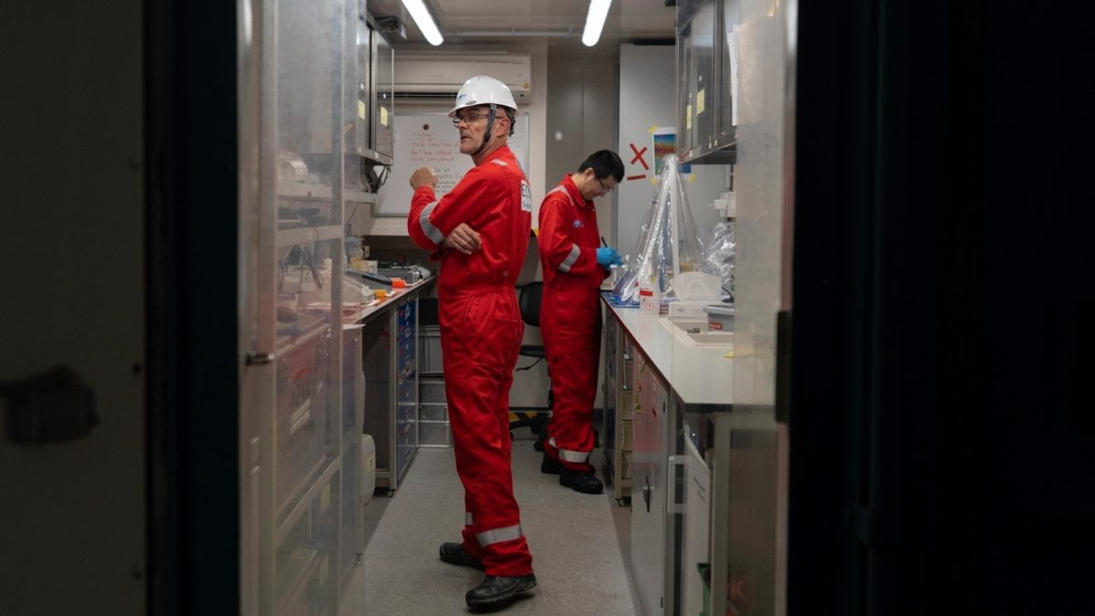 <div>From Scientists To Dozens Of AI Experts: Why US' Brightest Minds Are Heading To China?</div>