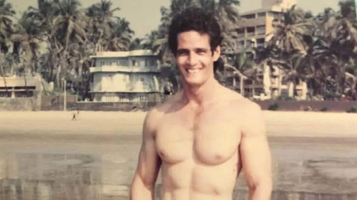This 90s Bollywood Villain Sculpted the Bodies Behind Sanjay Dutt, Suniel Shetty, and Salman Khan’s Bodyguard Shera