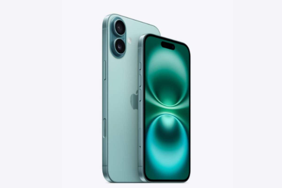 iPhone 17 Users Facing Apple AI Issues, Company Promises Fix With New Update
