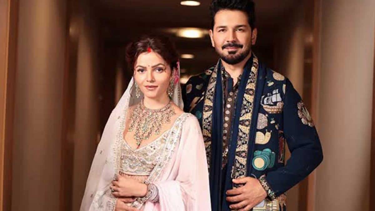 Rubina Dilaik, Abhinav Shukla in Traditional Attire