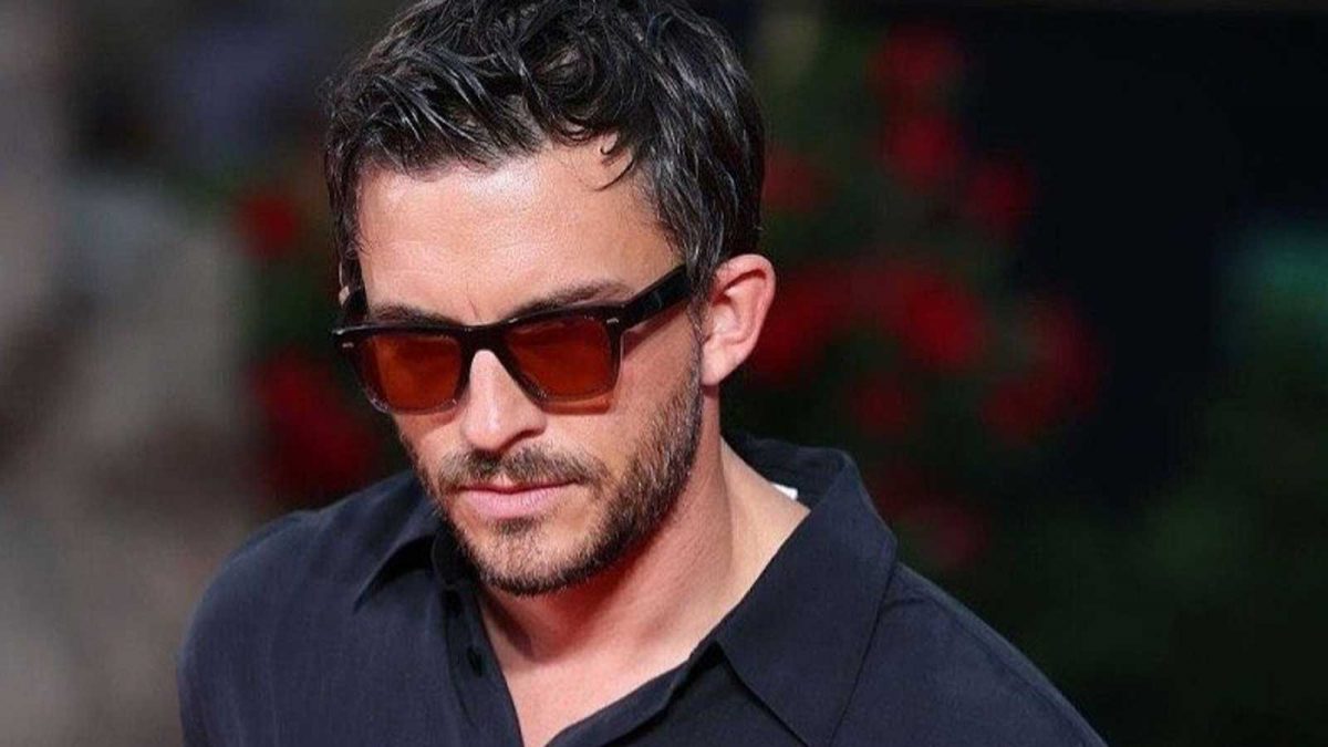 Jonathan Bailey Halts Acting to Focus on LGBTQ+ Charity
