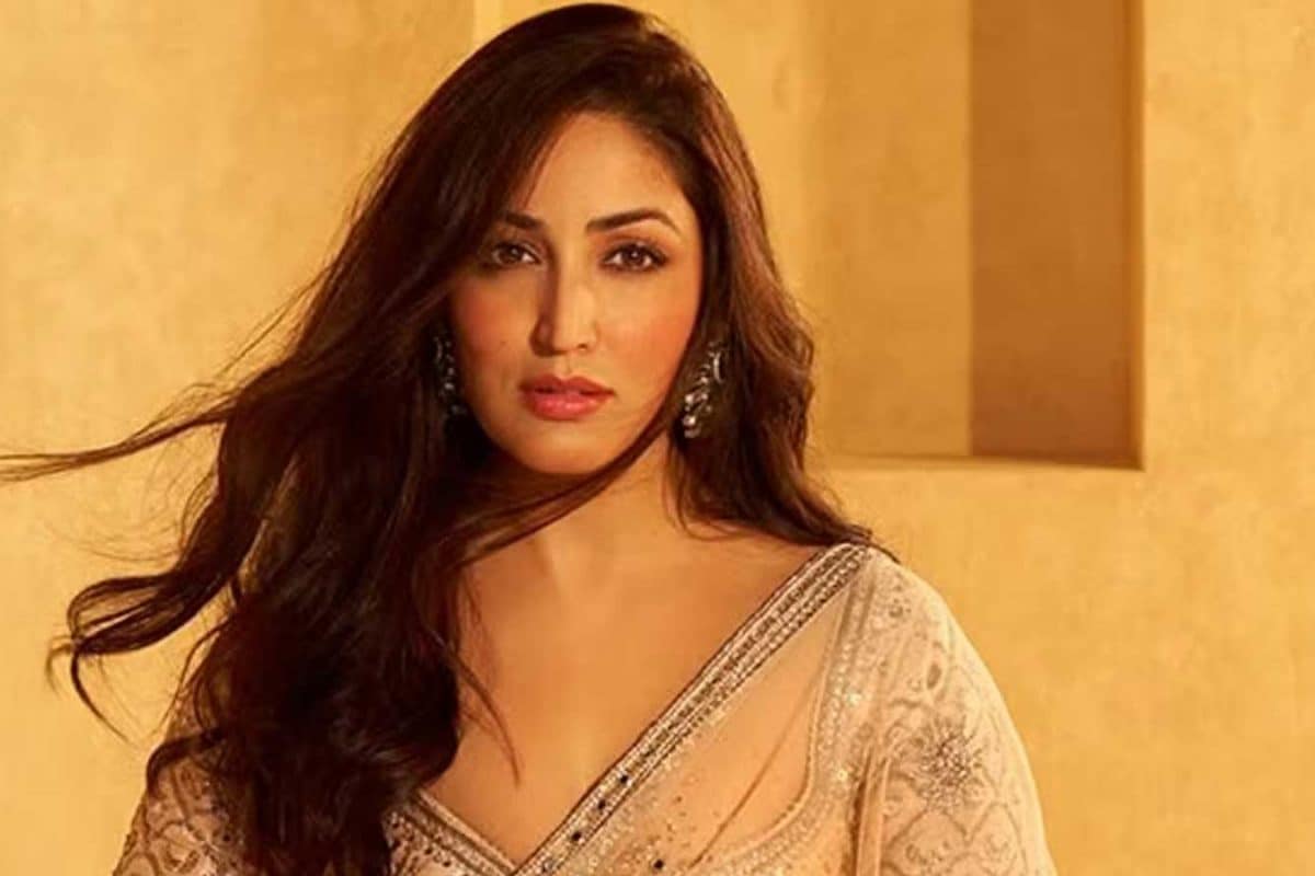 Yami Gautam visits Maddock Films office.