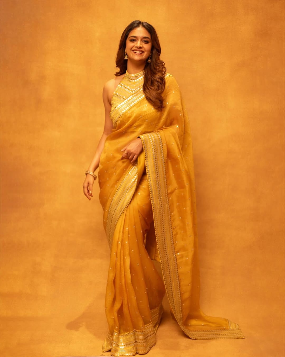Keerthy Suresh In Ethnic Elegance: 10 Traditional Looks That Broke The Internet Keerthy Suresh In Ethnic Elegance: 10 Traditional Looks That Broke The Internet
