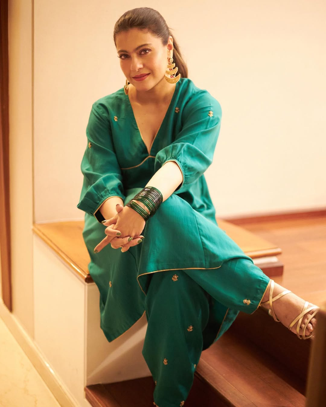 8 Celeb Inspired Ethnic Outfit For Navratri Day 5 8 Celeb Inspired Ethnic Outfit For Navratri Day 5