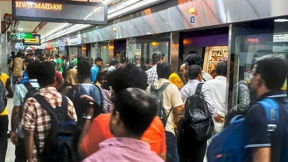 Kolkata Metro’s Tourist Smart Card: Unlimited Travel, Discounts & Hassle-Free Puja Journeys