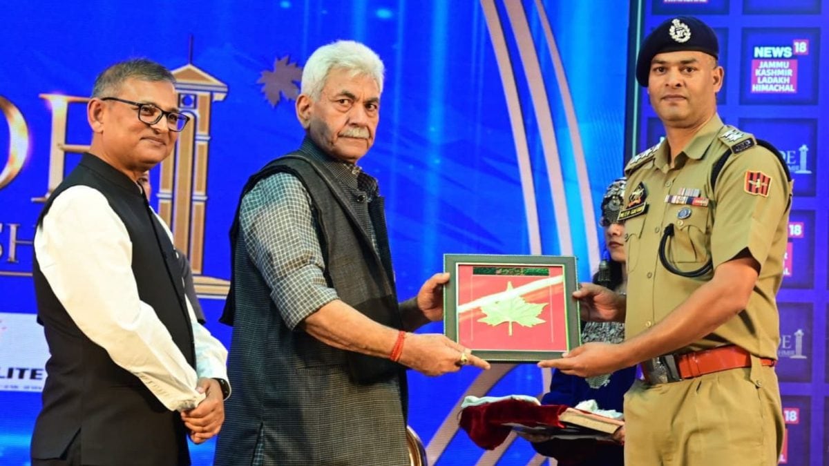 <div>News18JKLH’s ‘Hamari Pahunch, Aapki Taqat’ Campaign Culminates With Pride Of Jammu & Kashmir Awards</div>