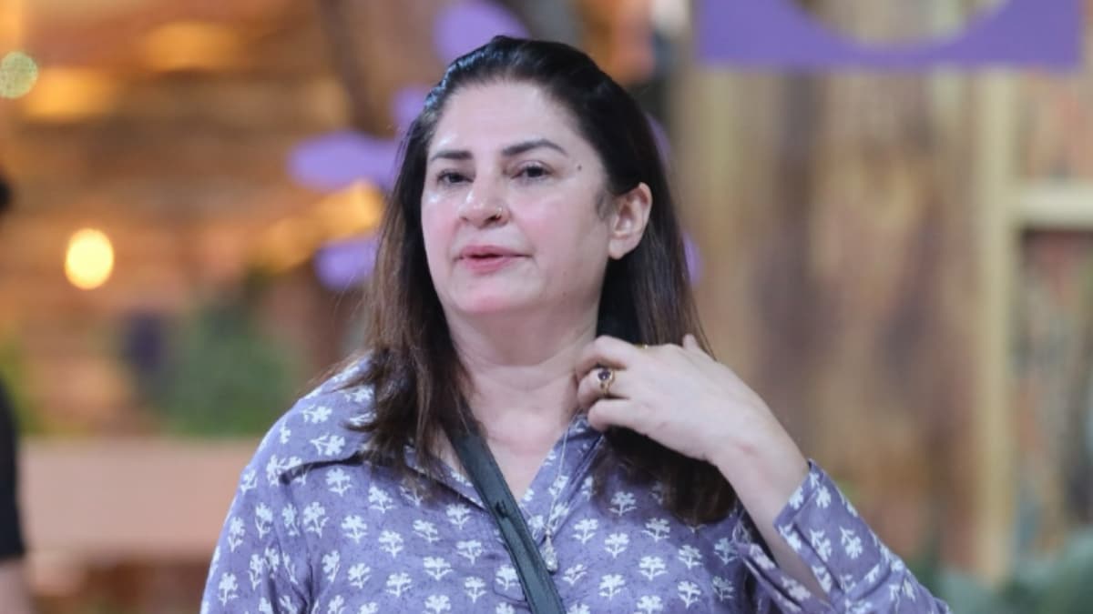 Kunickaa Sadanand Reveals Secret Live-in Relationship