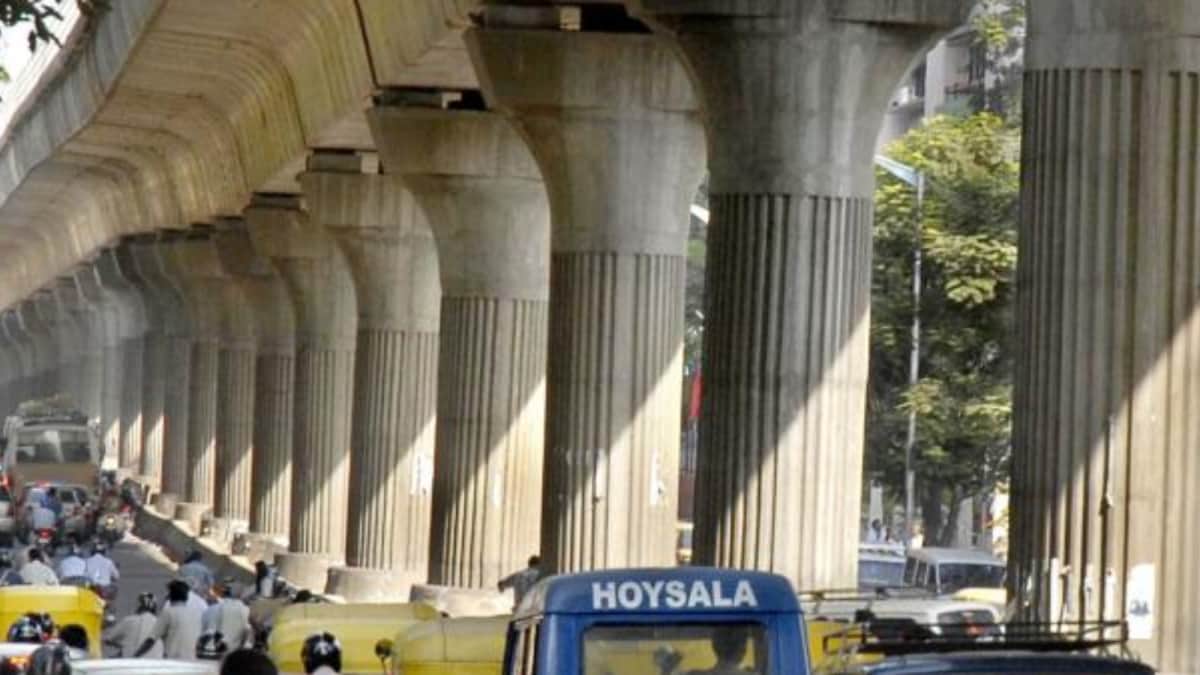 Bengaluru Metro to Relaunch Pillar Ads, Expected to Generate Revenue