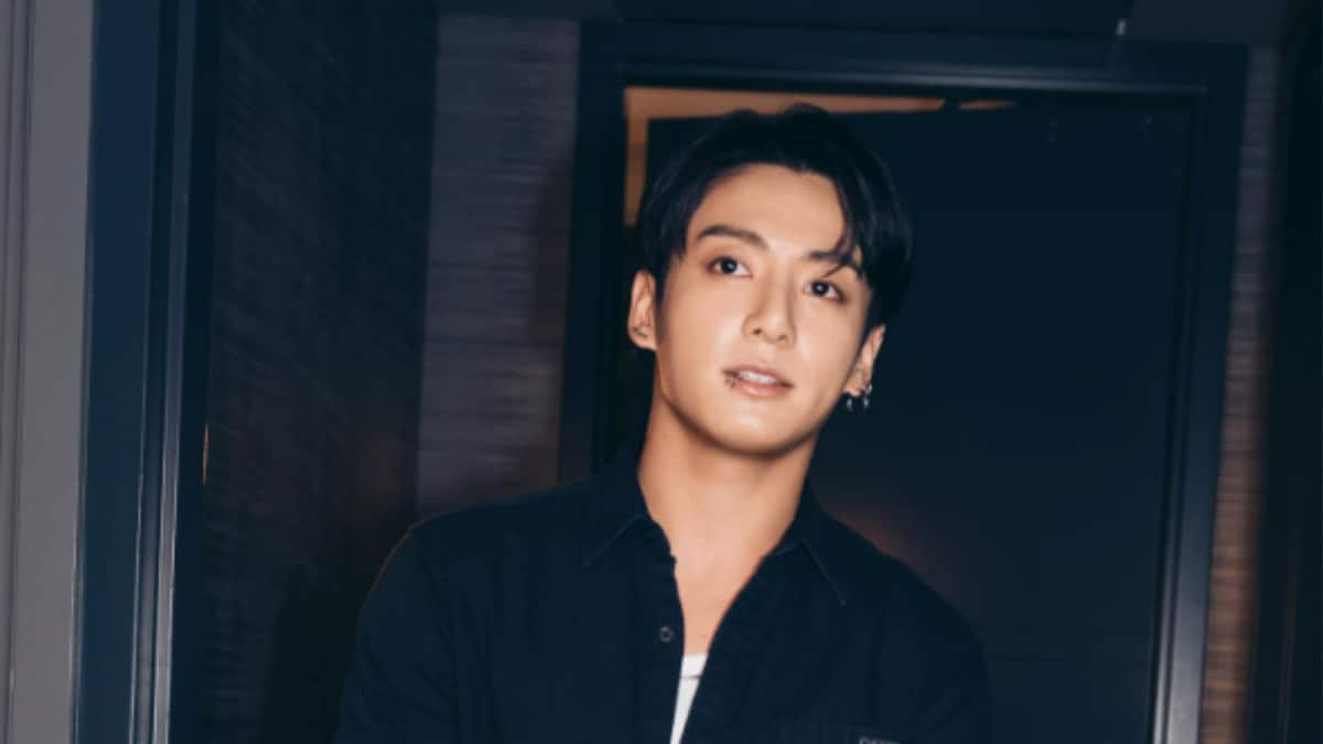 BTS’ Jungkook Coming To India? ARMY Spots Clues In GOLDEN-Themed Teaser