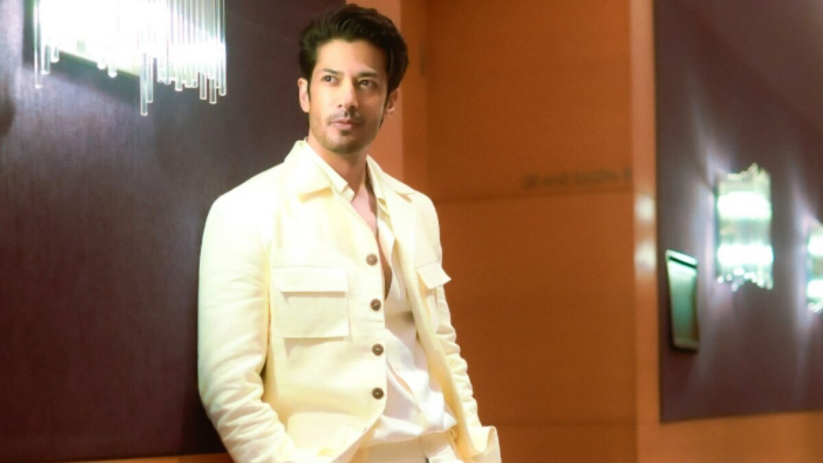 Muzammil Ibrahim Discusses Bollywood's Treatment of Outsiders