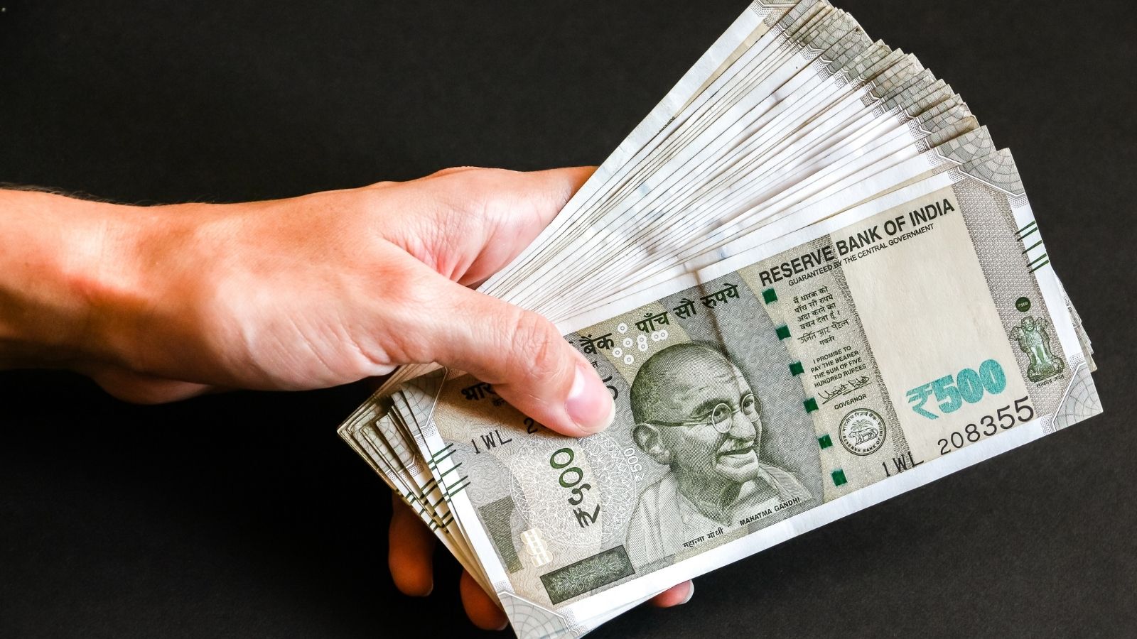 Apart from the basic structure, AAOs are entitled to several allowances depending on their posting. House Rent Allowance ranges between 7 to 10 percent of the basic pay, going up to ₹13,000 per month in metro cities. City Compensatory Allowance is provided up to ₹3,300, while employees posted in hilly areas also receive hill allowances.