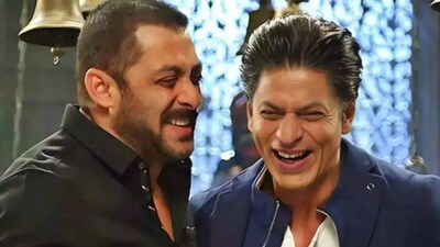 SRK and Salman share a close bond.