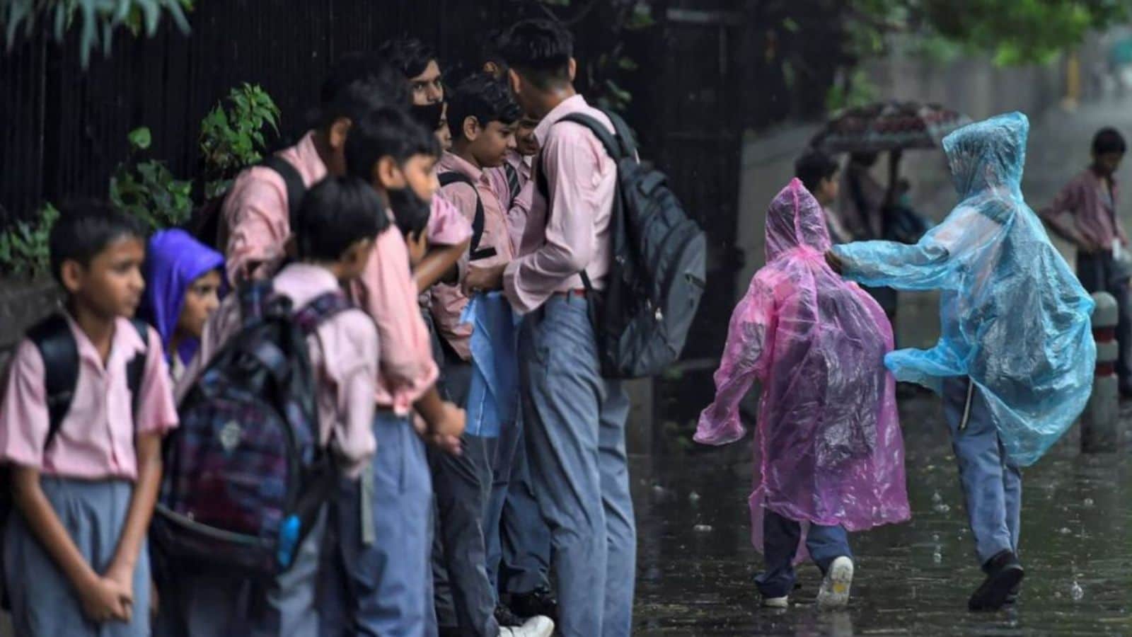 School holiday on 7 October: Delhi, UP school closed due to Valmiki Jayanti yesterday School holiday on 7 October: Delhi, UP school closed due to Valmiki Jayanti yesterday