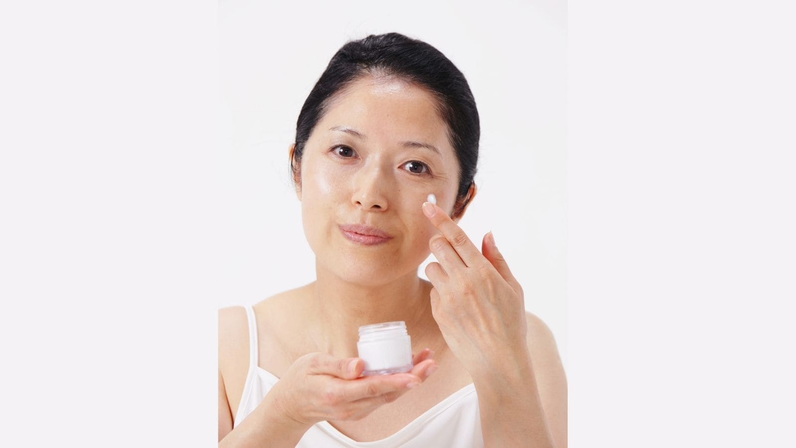 Unlock Glowing Skin: Apply Your Products In This Order Unlock Glowing Skin: Apply Your Products In This Order