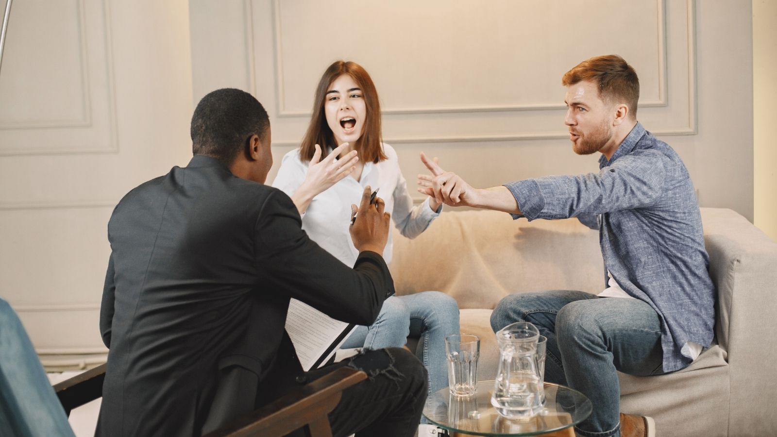 5 Types Of People Introverts Can’t Stand Dealing With, According to Psychology 5 Types Of People Introverts Can’t Stand Dealing With, According to Psychology
