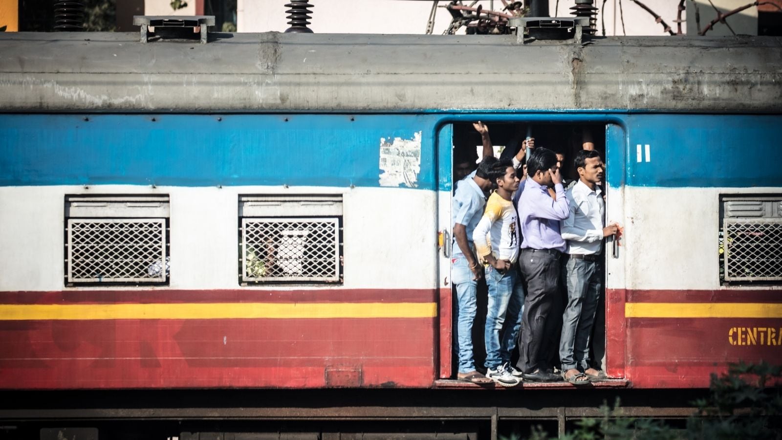 10 Reasons Why You Should Explore India By Train 10 Reasons Why You Should Explore India By Train