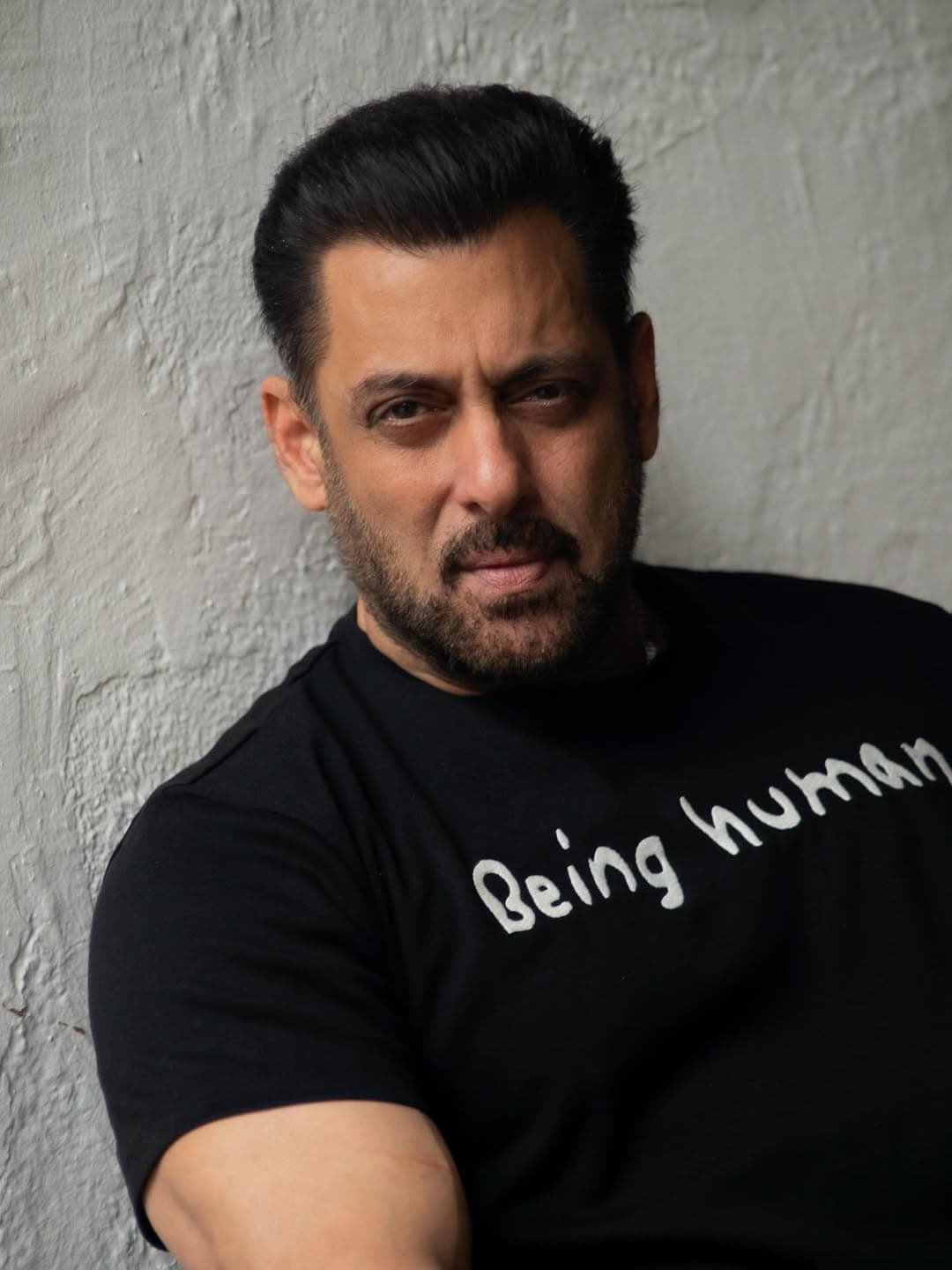 After 23 years of silence, the two finally shared screen space in Jai Ho (2014), directed by Salman’s brother Sohail Khan. While the film marked a professional reunion, it was clear that the past hadn’t been forgotten. Their interactions remained cordial but distant, with no public acknowledgment of the long-standing rift.  After 23 years of silence, the two finally shared screen space in Jai Ho (2014), directed by Salman’s brother Sohail Khan. While the film marked a professional reunion, it was clear that the past hadn’t been forgotten. Their interactions remained cordial but distant, with no public acknowledgment of the long-standing rift.